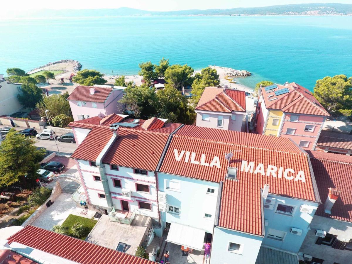 Villa Mit Whirlpool Fuer 32 Per 크리크베니카 외부 사진
