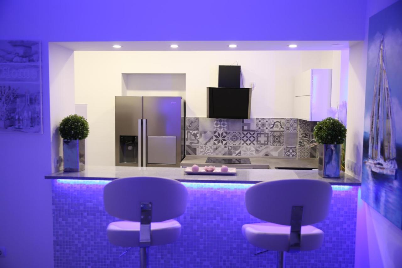 Villa Mit Whirlpool Fuer 32 Per 크리크베니카 외부 사진