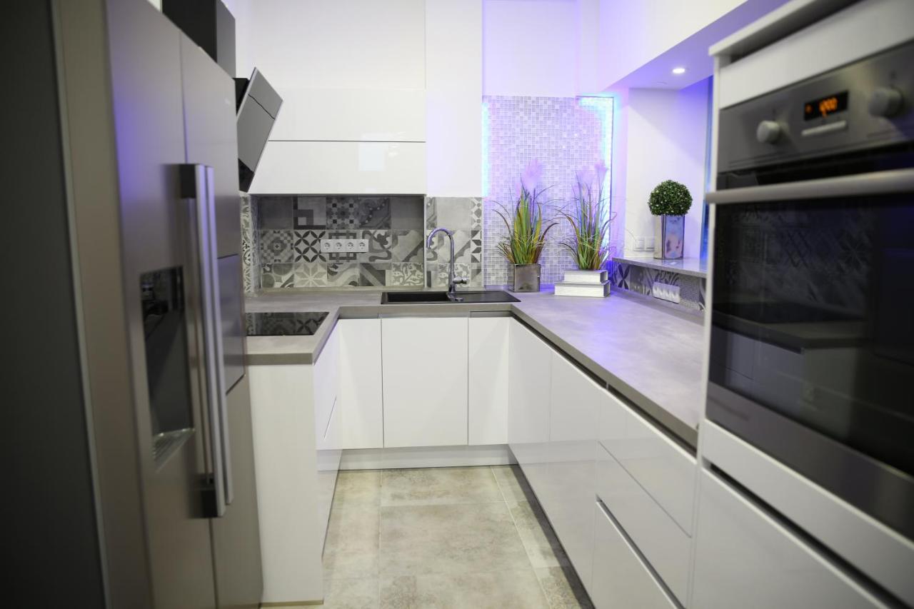 Villa Mit Whirlpool Fuer 32 Per 크리크베니카 외부 사진