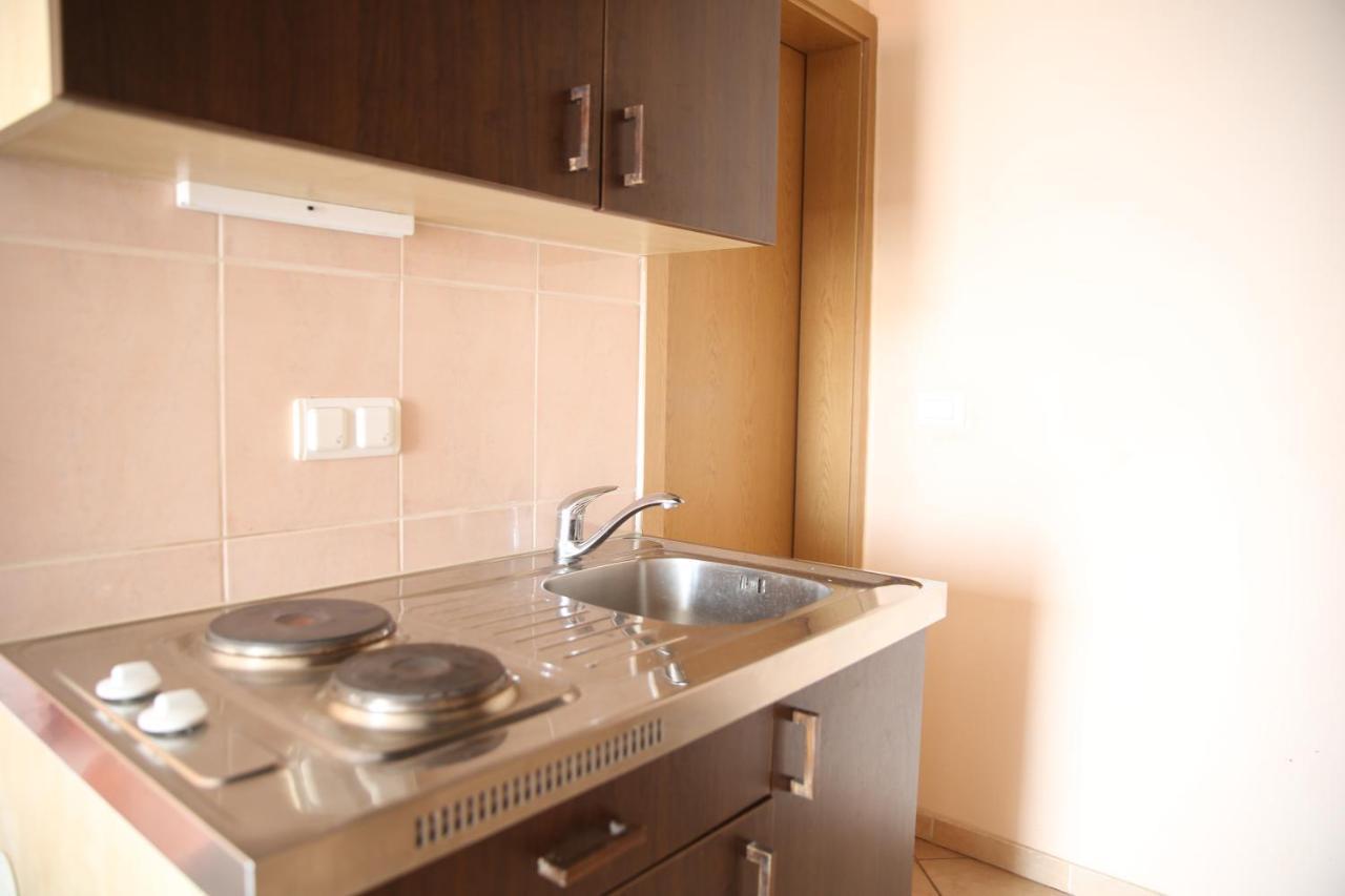 Villa Mit Whirlpool Fuer 32 Per 크리크베니카 외부 사진
